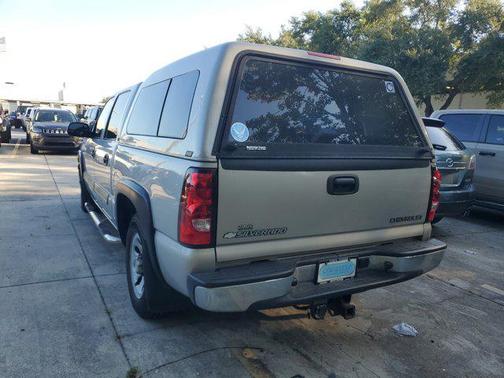 2005 Chevrolet Silverado 1500 LS Crew Cab
