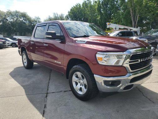 Delmonico Red Pearlcoat 2020 RAM 1500 Big Horn/Lone Star
