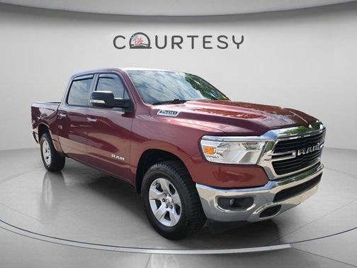Delmonico Red Pearlcoat 2020 RAM 1500 Big Horn/Lone Star