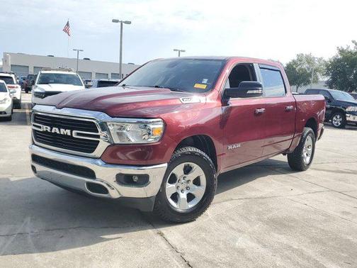 Delmonico Red Pearlcoat 2020 RAM 1500 Big Horn/Lone Star