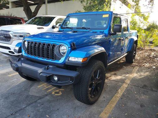 2025 Jeep Gladiator Nighthawk