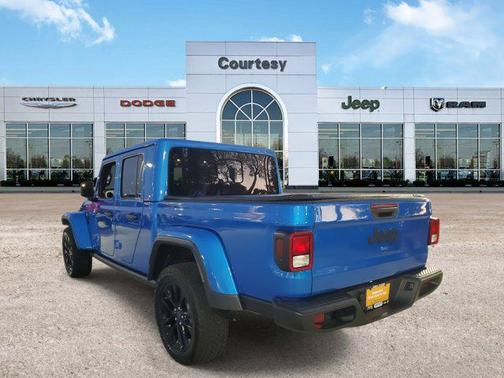 2025 Jeep Gladiator Nighthawk