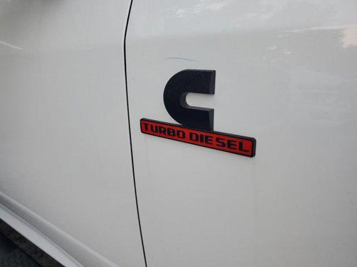 2025 RAM 3500 Tradesman Crew Cab 4x4 8' Box