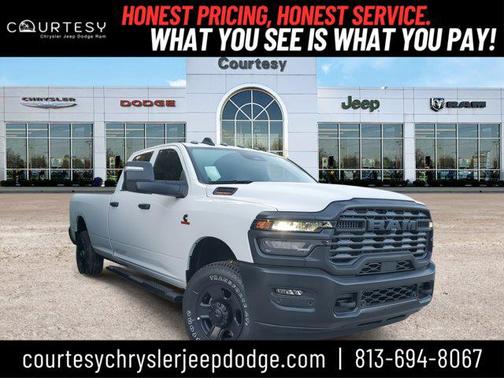 2025 RAM 3500 Tradesman Crew Cab 4x4 8' Box