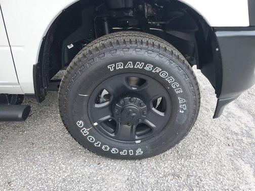 2025 RAM 3500 Tradesman Crew Cab 4x4 8' Box