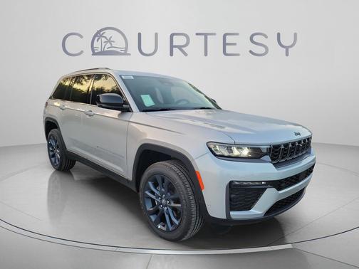 Silver Zynith 2026 Jeep Grand Cherokee 85th Anniversay Edition 4x4