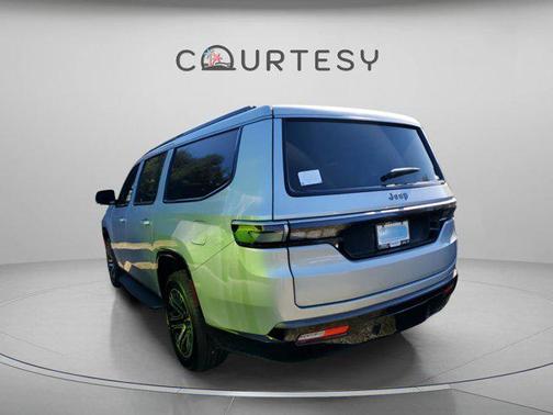 2026 Jeep Grand Wagoneer L 4x2