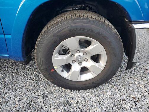 Hydro Blue Pearlcoat 2026 RAM 1500 Big Horn/Lone Star