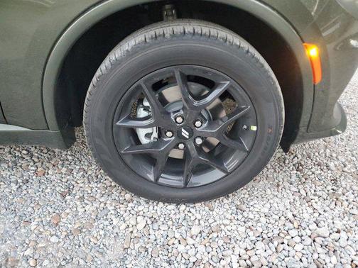 Green Machine 2026 Dodge Durango GT Premium HEMI V8 AWD
