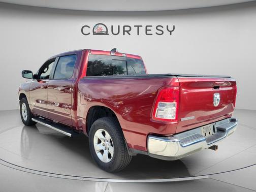 Delmonico Red Pearlcoat 2021 RAM 1500 Big Horn/Lone Star