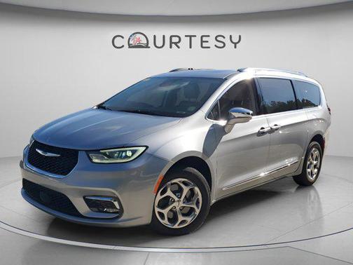 Billet Silver Metallic Clearcoat 2021 Chrysler Pacifica Limited