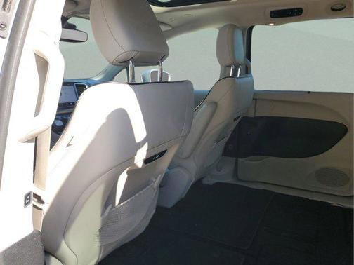 Billet Silver Metallic Clearcoat 2021 Chrysler Pacifica Limited