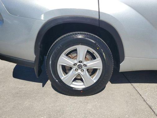 2020 Toyota Highlander L