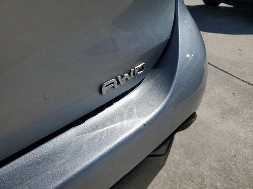 2020 Toyota Highlander L