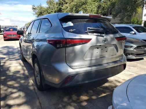 2020 Toyota Highlander L