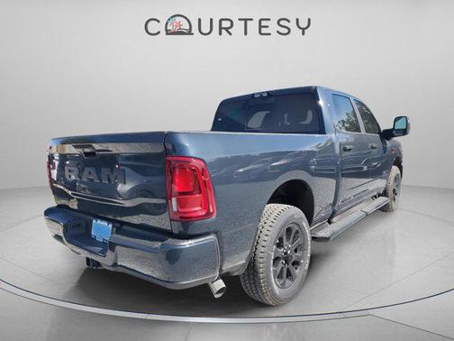 2026 RAM 2500 Big Horn Crew Cab 4x2 6'4' Box