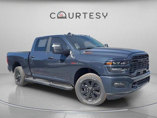 2026 RAM 2500 Big Horn Crew Cab 4x2 6'4' Box