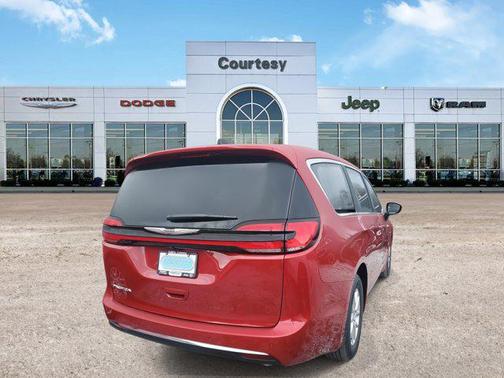 2026 Chrysler Pacifica L