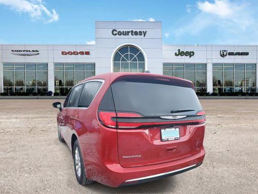 2026 Chrysler Pacifica L