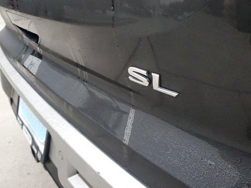 2022 Nissan Pathfinder SL 2WD