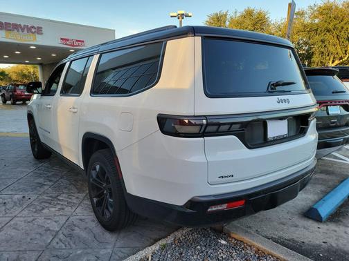Bright White Clearcoat 2026 Jeep Grand Wagoneer L Summit Reserve 4x4