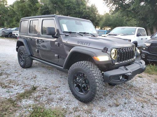 Granite Crystal Metallic Clearcoat 2026 Jeep Wrangler Willys