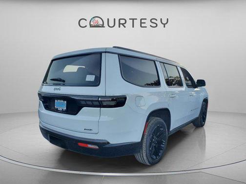 2026 Jeep Grand Wagoneer Limited Reserve 4x4