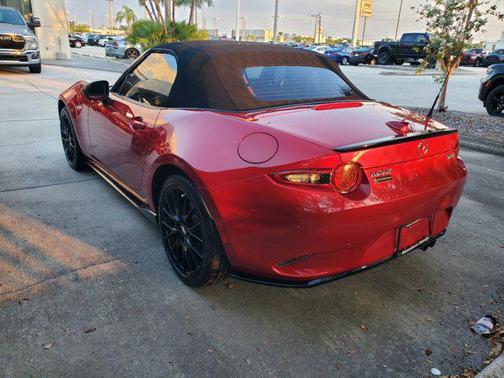 2016 Mazda MX-5 Miata Club