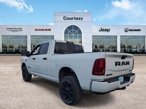 2025 RAM 2500 Big Horn Crew Cab 4x4 6'4' Box