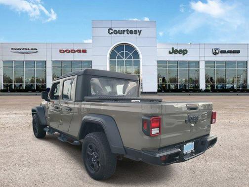 2020 Jeep Gladiator Sport