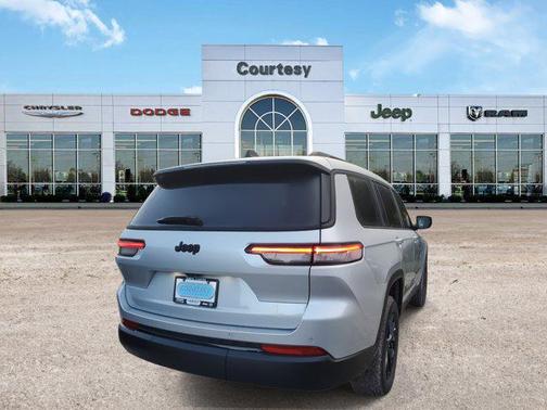 2025 Jeep Grand Cherokee L Altitude