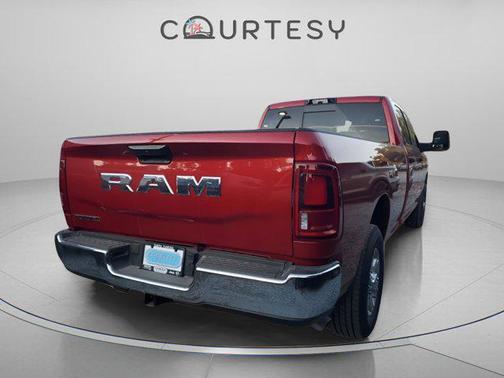 2026 RAM 2500 Big Horn Crew Cab 4x2 8' Box