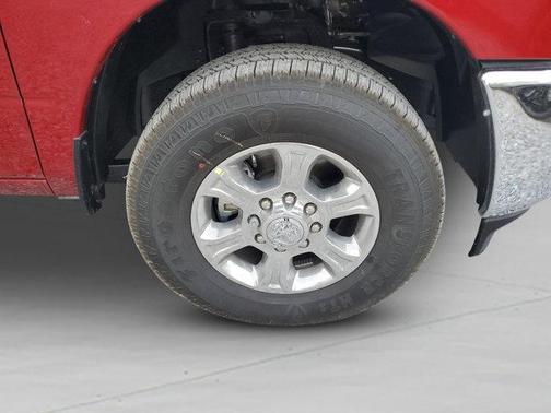 2026 RAM 2500 Big Horn Crew Cab 4x2 8' Box