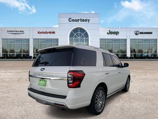 2022 Ford Expedition Platinum