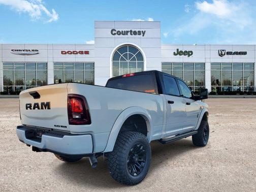 2025 RAM 2500 Big Horn Crew Cab 4x4 6'4' Box