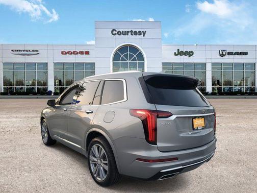2023 Cadillac XT6 Premium Luxury FWD