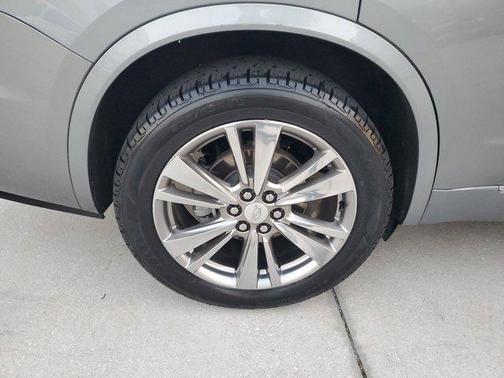 2023 Cadillac XT6 Premium Luxury FWD