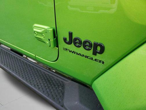 Mojito Clearcoat 2026 Jeep Wrangler 4-Door Sahara 4x4