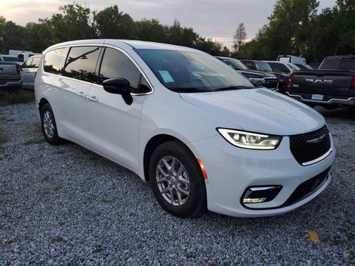 2026 Chrysler Pacifica L