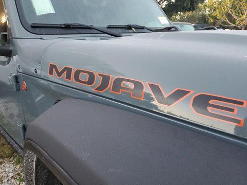 2025 Jeep Gladiator Mojave