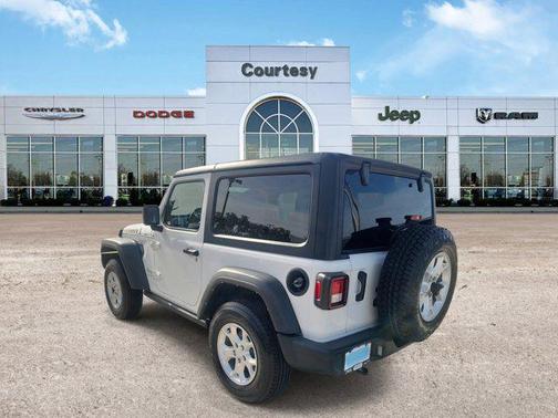 2021 Jeep Wrangler Islander 4X4