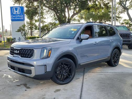 Everlasting Silver 2023 Kia Telluride EX X-Line