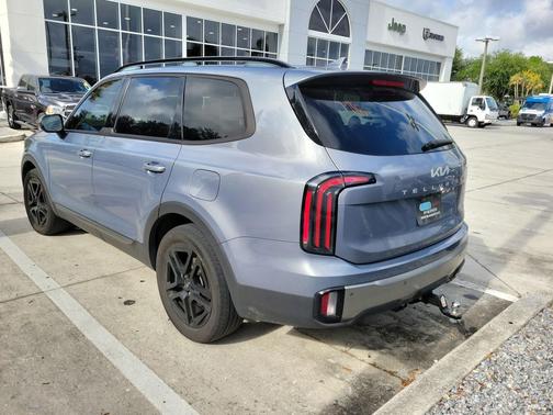 Everlasting Silver 2023 Kia Telluride EX X-Line