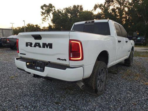 2025 RAM 2500 Big Horn Crew Cab 4x4 6'4' Box