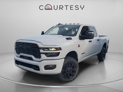 Bright White Clearcoat 2026 RAM 2500 Big Horn Crew Cab 4x4 6'4' Box
