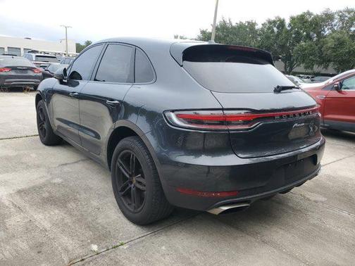 2021 Porsche Macan Base