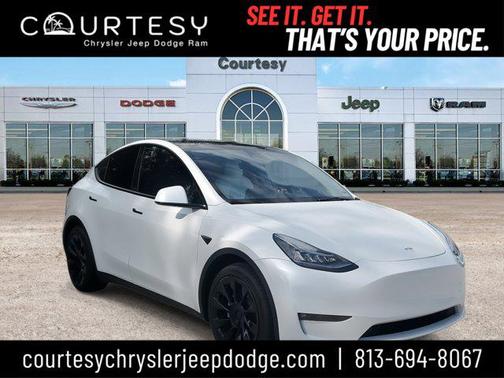2022 Tesla Model Y Long Range Dual Motor All-Wheel Drive