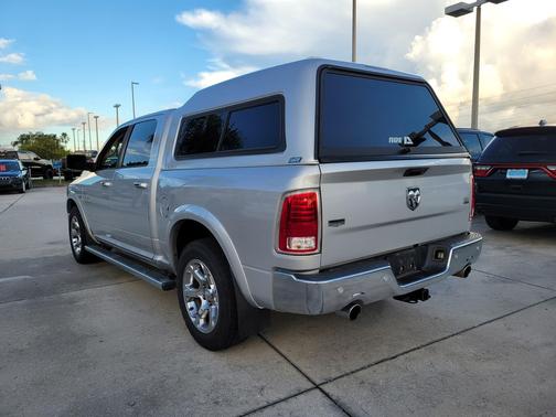 Bright Silver Metallic Clearcoat 2016 RAM 1500 Laramie