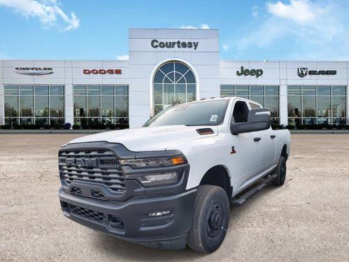 2025 RAM 2500 Tradesman Crew Cab 4x4 6'4' Box