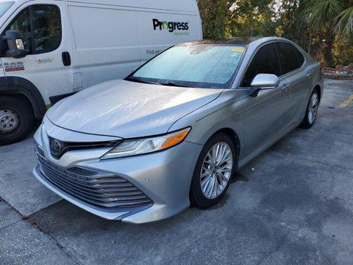 2018 Toyota Camry XLE